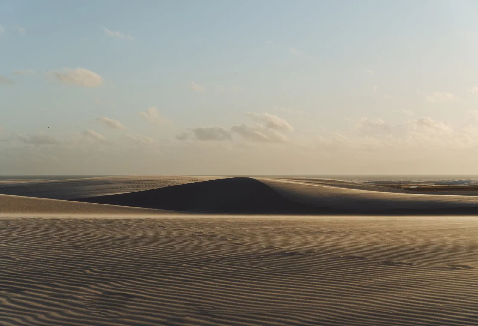 The lone and level sands stretch far away